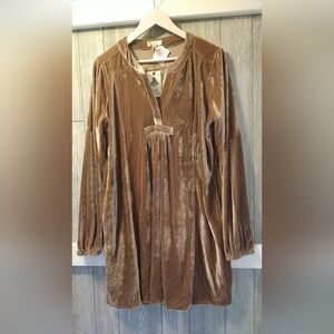 Easel Mocha Brown Velvet Dress. NWT. Size Small